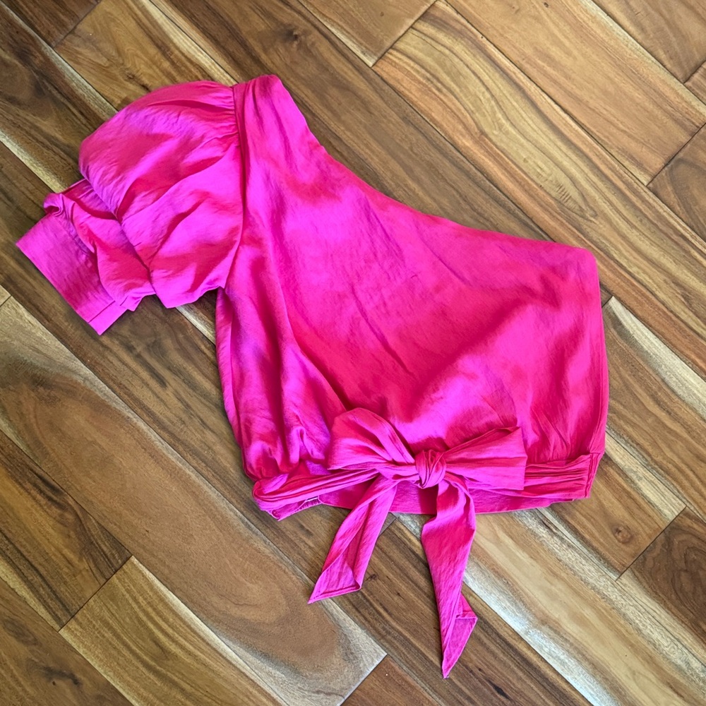 DO+BE one shoulder top-hot pink, size M-excellent condition